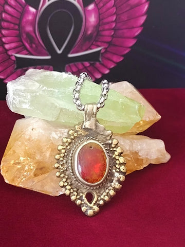 BLOOD SEAL OF THE VAMPIRE SIREN~GLAMOUR & OBSESSION VINTAGE RELIC