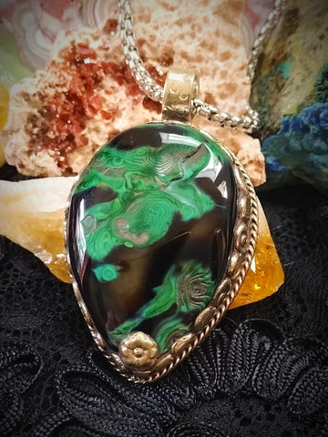 NECRONOMICON SPIRIT RELIC OF THE SEVENTH GATE-WATCHER OF THE DARK PLANES
