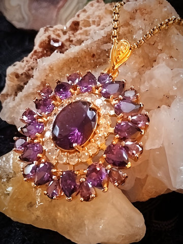 Cleopatra’s Mirror Life Influencer Confidence Attractiveness Talisman