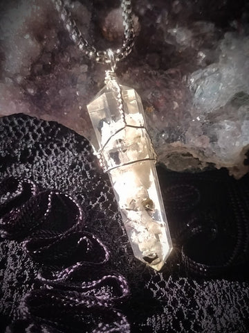 ALCHEMIST'S CURRENT OF LIGHT & SHADOW  for Balance, Discernment & Inner Harmony